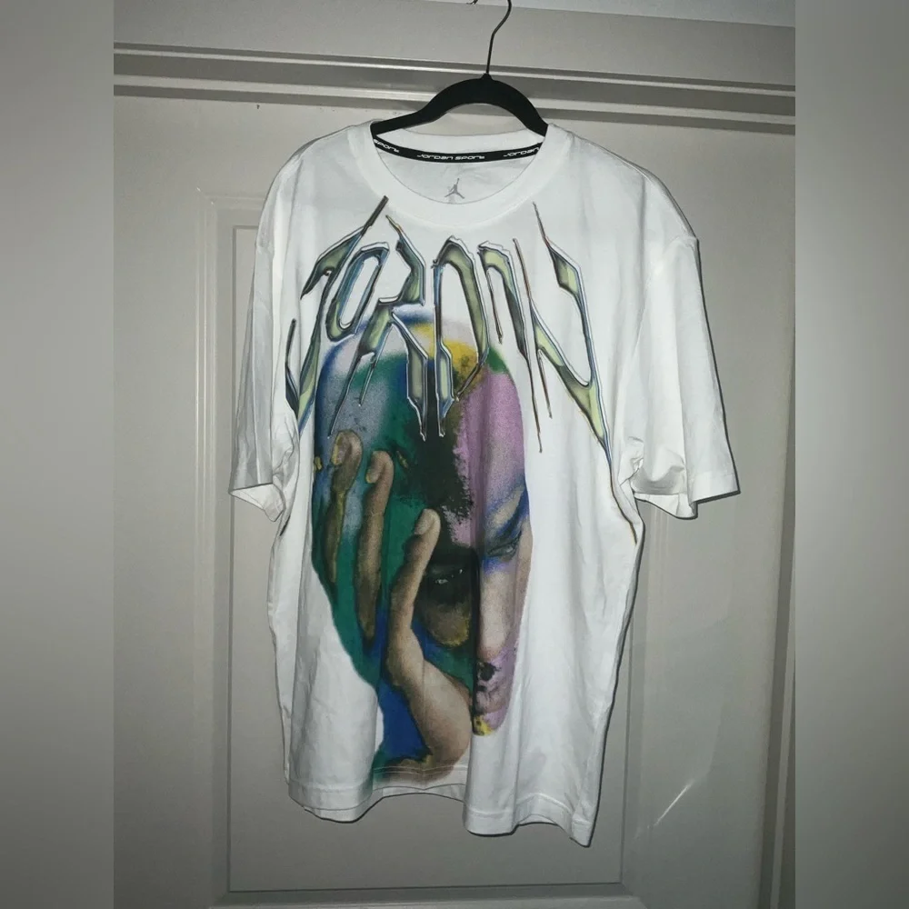 Men's Jordan Graphic T-shirt Size Large